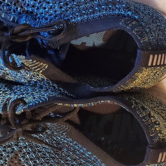 Nike Flyknit Racer - Picture 2 of 12